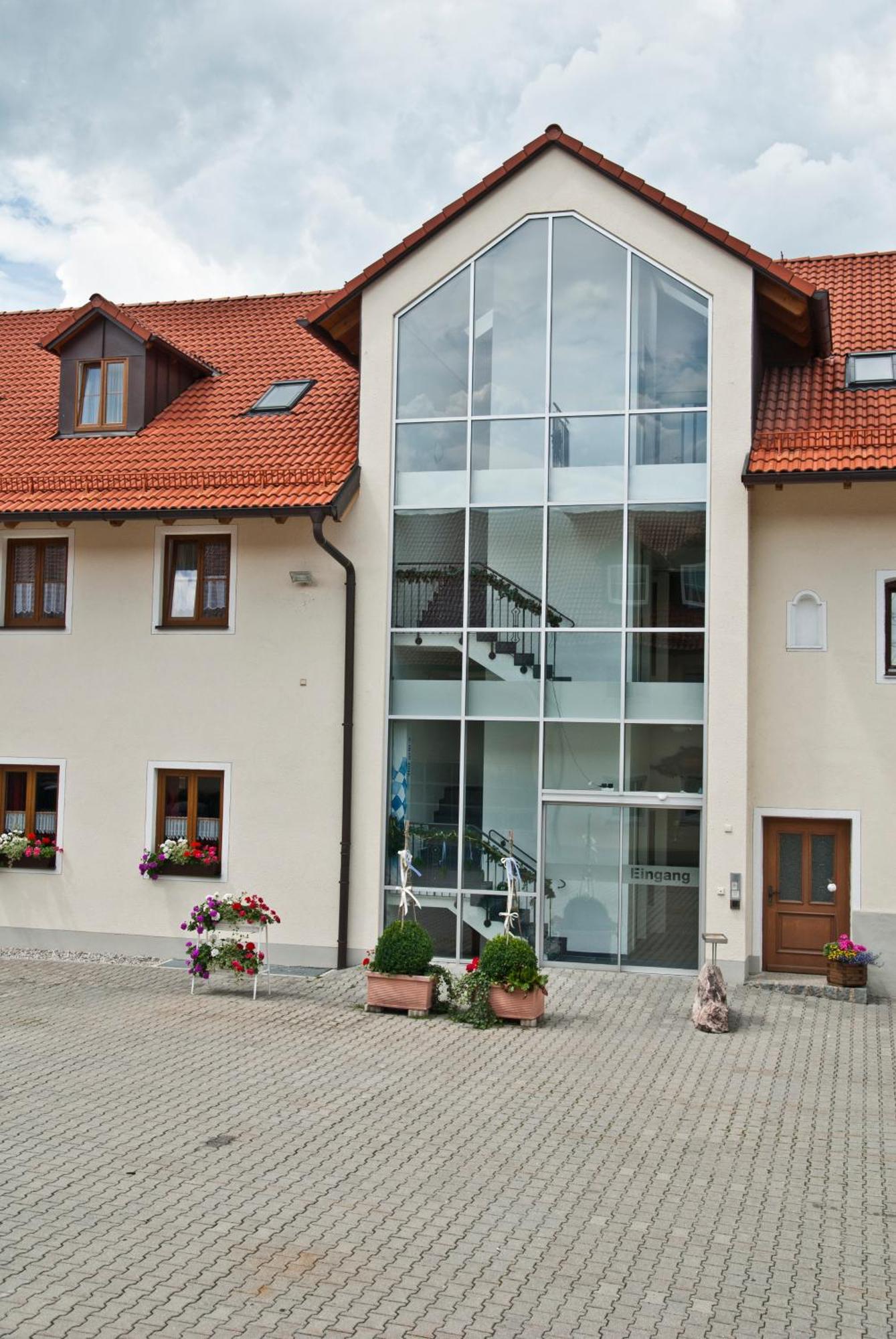 Gasthof Stocker Landsham Exterior foto