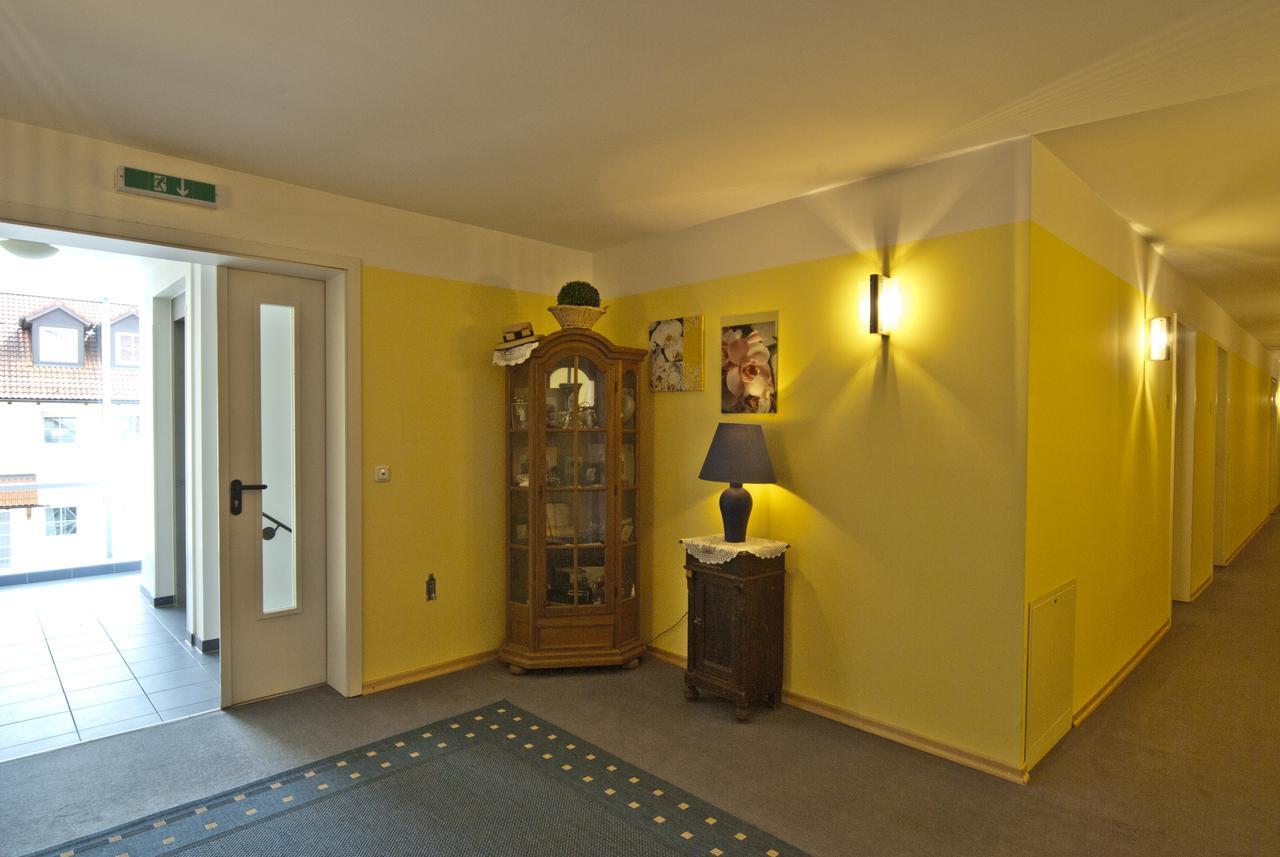 Gasthof Stocker Landsham Zimmer foto